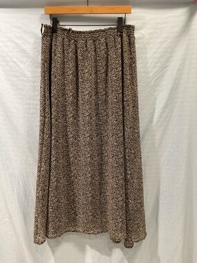 Lark + Grey Black skirt with Patterned Trim